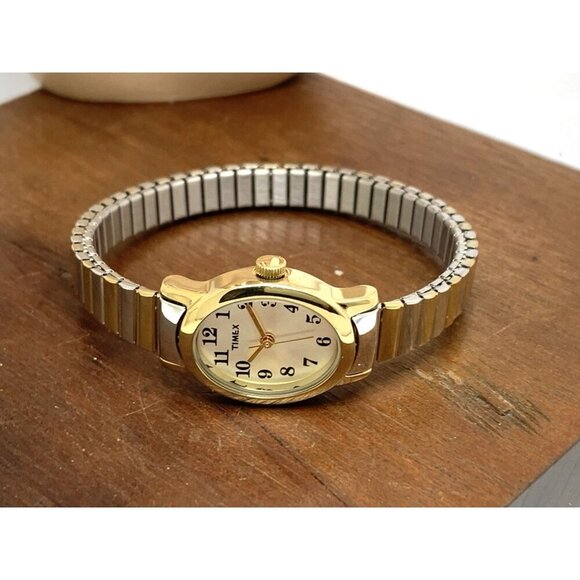 Timex Women\'s Watch T2M570 Quartz Oval Petite Two Tone Steel Expansion Band main image 6